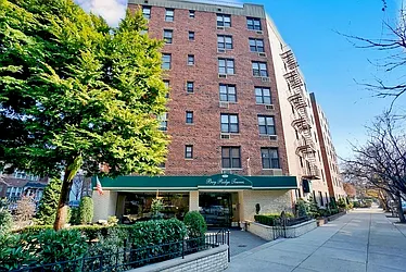 Rented by CENTURY 21 Awaye Realty