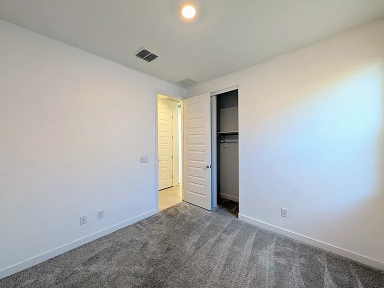9509 W Sells Dr — Photo 48