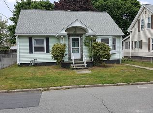 88 Rock Ave, Pawtucket, RI 02861