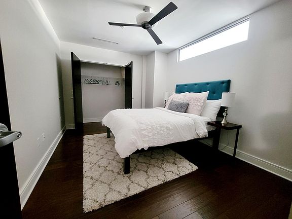 4th image of 10 Lafayette Sq #1506