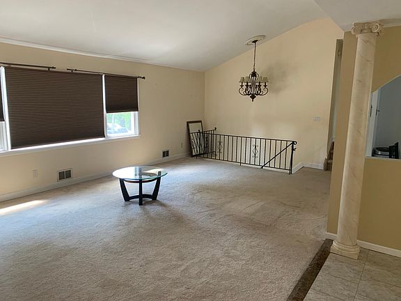 4th image of 13 Everton Ave #B