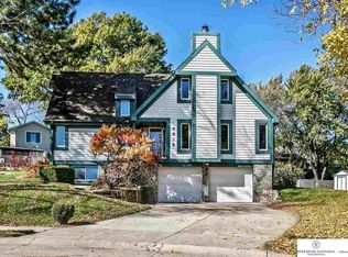 6818 S 73rd Ave, Omaha, NE 68127