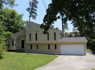 2000 Abington Ln, Snellville, GA 30078