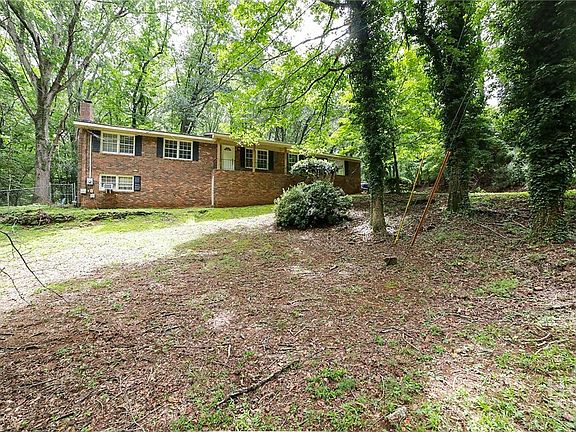 2nd image of 325 Segrest Circle