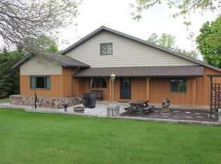 W7443 Summit Rd, Plymouth, WI 53073
