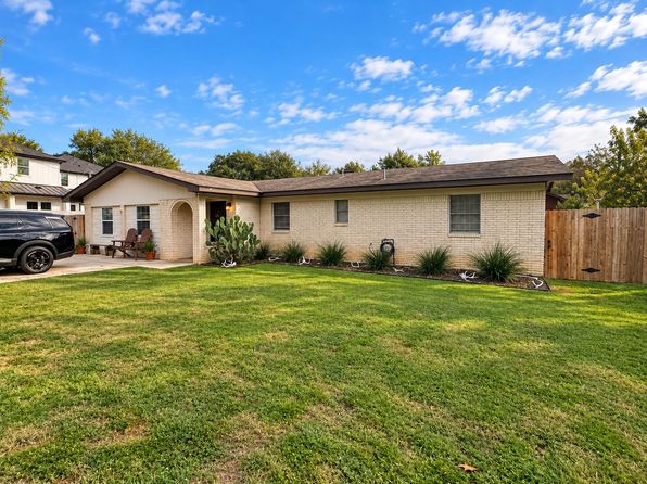 1250 Hillcrest Dr