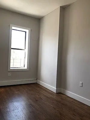 Rented by G2 Realty Group LLC | media 4