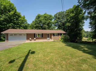 876 Cobun Creek Rd, Morgantown, WV 26508