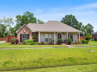 2028 S Richland Ave, Gonzales, LA 70737
