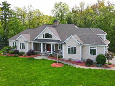 18 Winslow Drive, Atkinson, NH, 03811