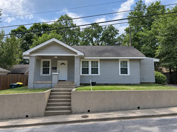 3711 W Markham St, Little Rock, AR 72205