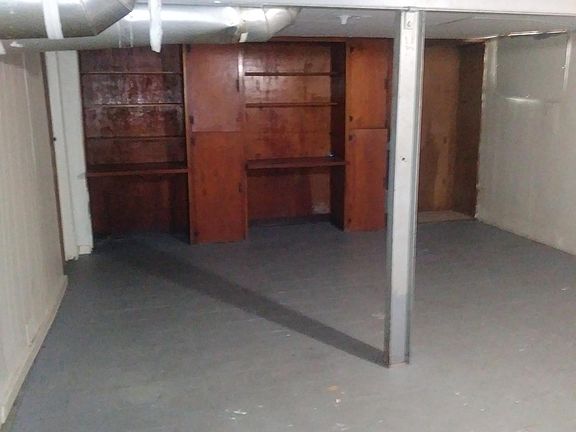 5th image of 8126 Myrick St