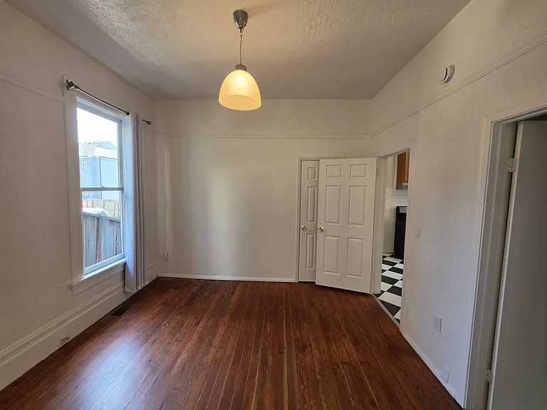 3139 Harrison St — Photo 18