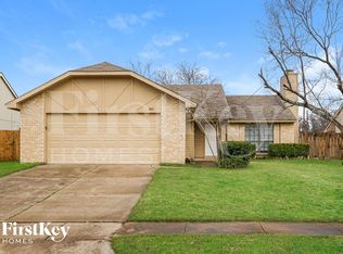 4841 Trailwood Dr, Grand Prairie, TX 75052