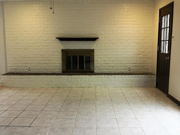 5th image of 10515 Evesborough Dr