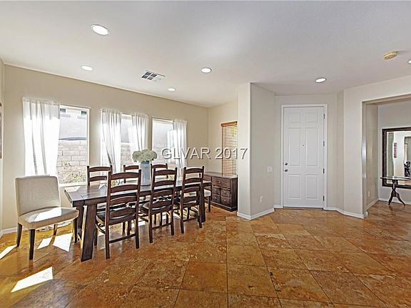 4th image of 828 Colina Alta Pl