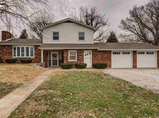 218 S Main St, Dale, IN 47523