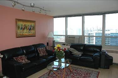 3rd image of 3950 N Lake Shore Dr APT 2106