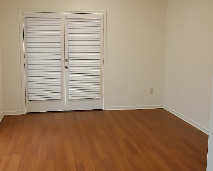 2182 Timberwood Cir S — Photo 10