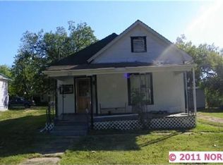 217 S Hickory St, Nowata, OK 74048