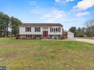 17 Shenandoah Ln, Southampton, NJ 08088