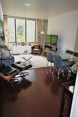 Rented by Newell and Assoc. | media 15