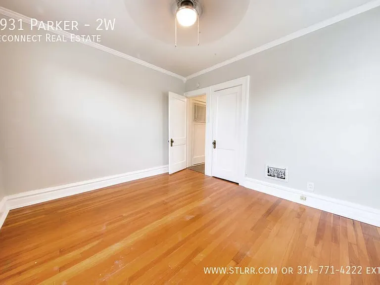3931 Parker Ave #2W — Photo 1