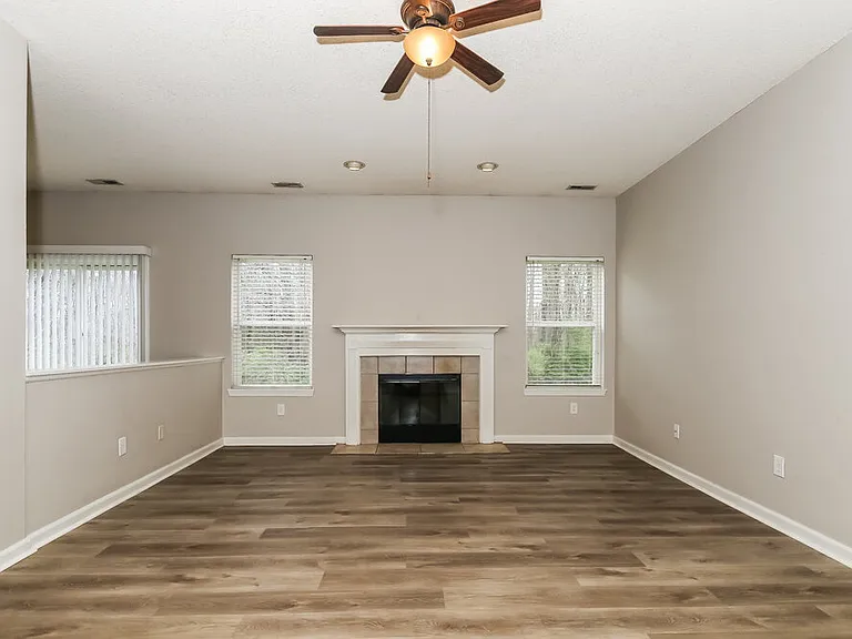 5810 Long Lake Ln — Photo 7