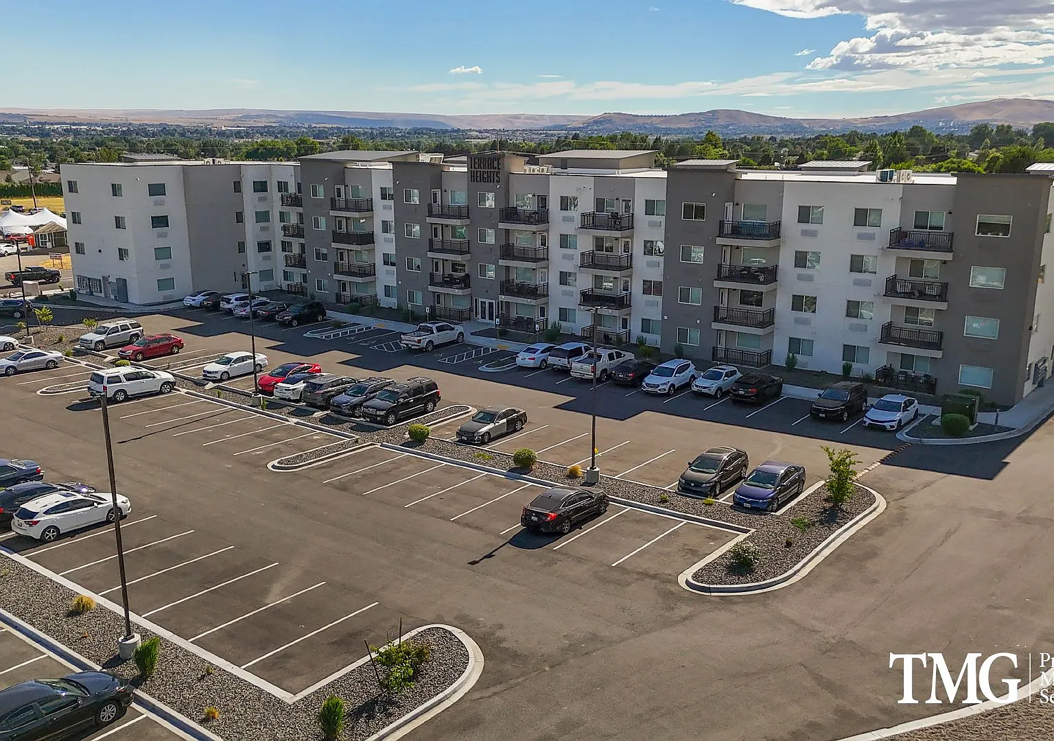 Terrace Heights — Photo 4