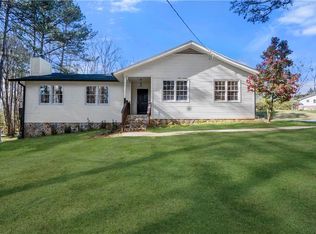 374 Lamancha Ct, Lawrenceville, GA 30044