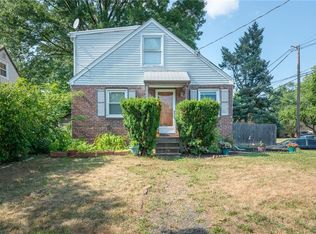 319 Chestnut St, Middlesex, NJ 08846