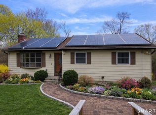 39 Charcoal Ridge Road East, New Fairfield, CT 06812