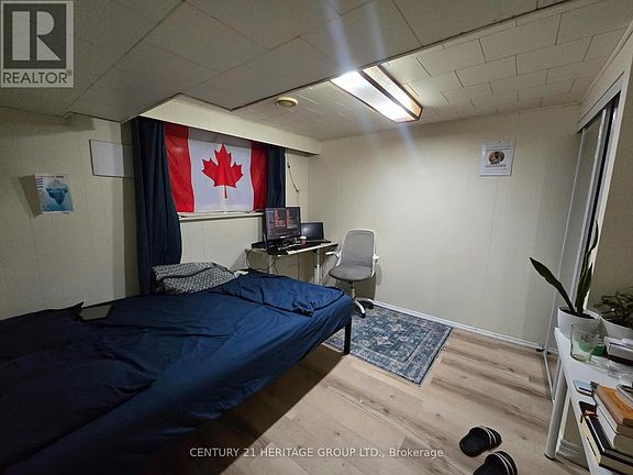 4th image of 17 Skyridge Rd #Basement