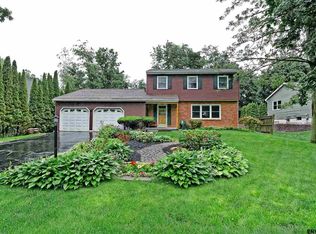 79 Cascade Ter, Niskayuna, NY 12309