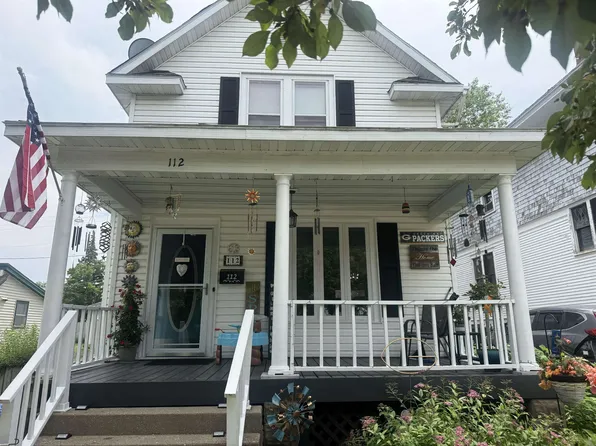 112 W Howard St, Portage, WI 53901