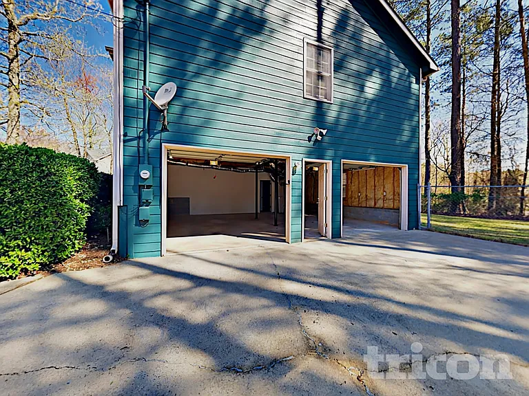 247 Stevenson Trl — Photo 4