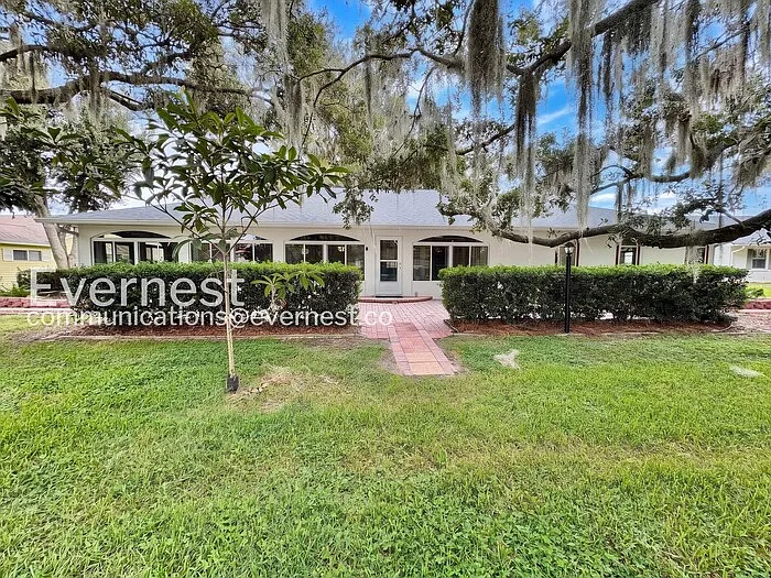 5609 Rosewall Cir — Photo 27