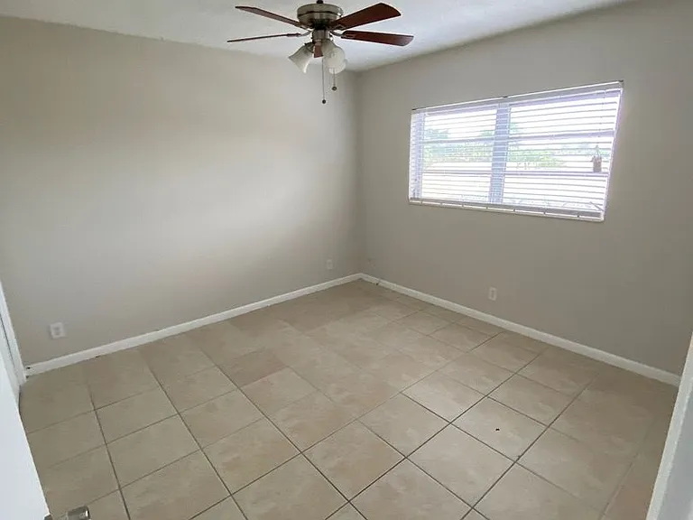Del Rio Apartment Homes — Photo 19