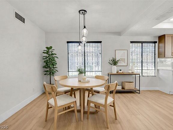 3rd image of 2806 San Martin Ct