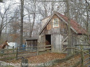 296 Yew St, Douglas, MA 01516