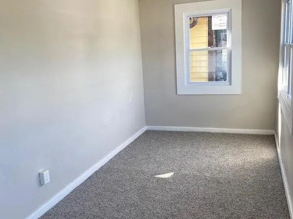 620 Olive Ln #2, Ambridge, PA 15003