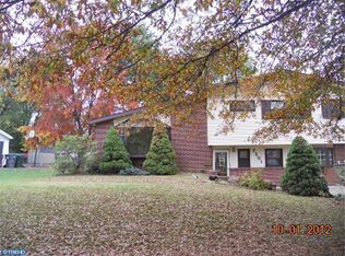 2501 McCawber Dr, Wilmington, DE