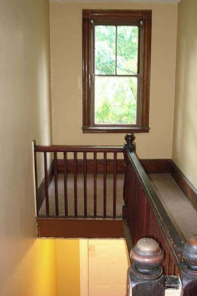 730 Clancy Unit B Balcony