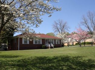 712 Whitehead Rd, Athens, GA 30606