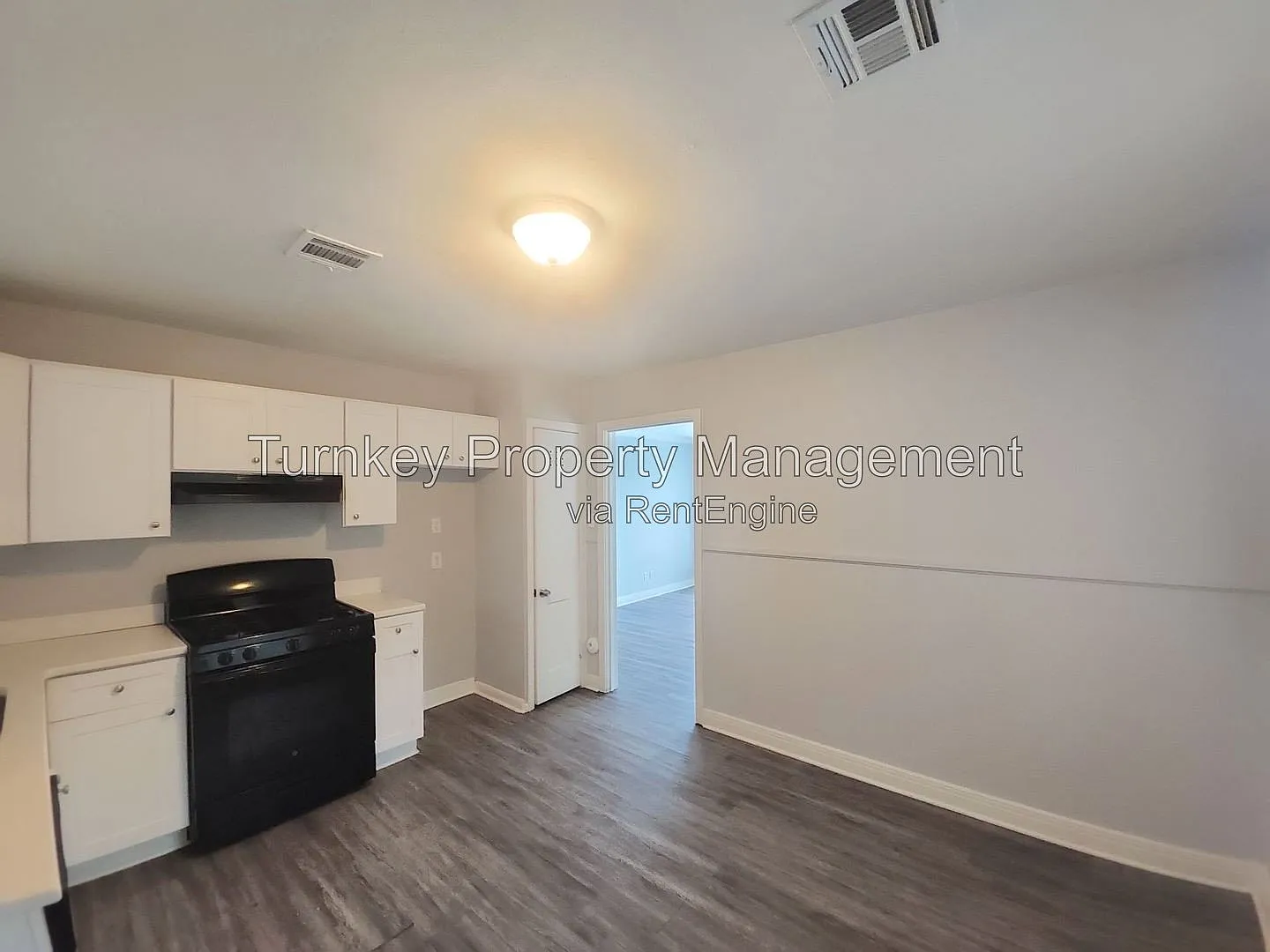 2 bed, 1.0 bath, 900 sqft, $925 — Photo 3