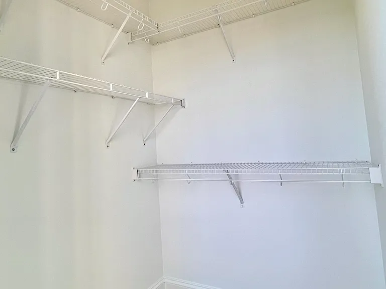 Walk-in Closet - Master Bed
