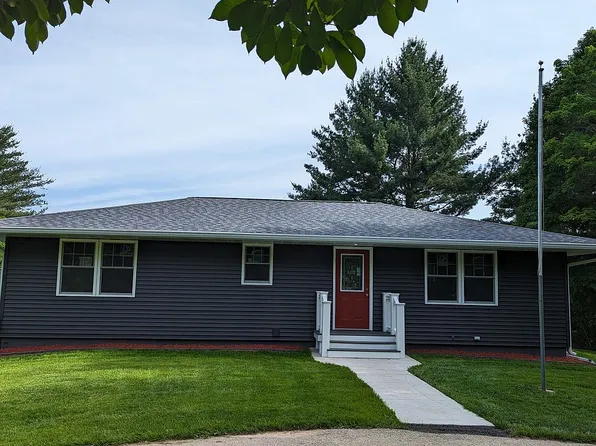 1671 255th Ave, Galesburg, IL 61401