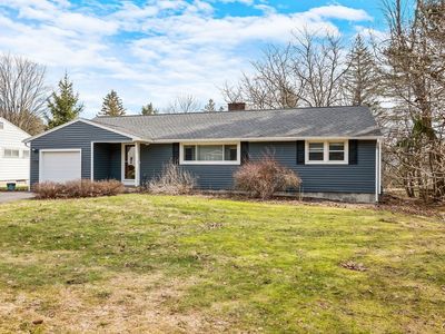 214 Palmer Dr, Fayetteville, NY, 13066