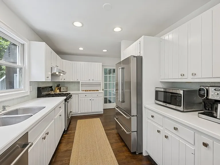 71 Cove Hollow Rd — Photo 8