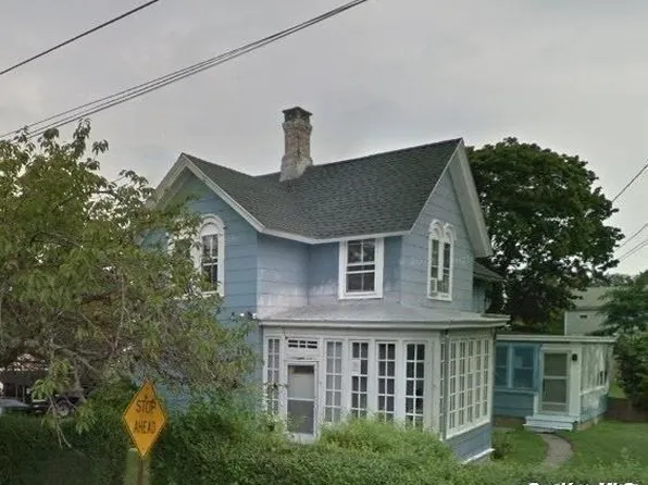 540 1st Street, Greenport, NY 11944